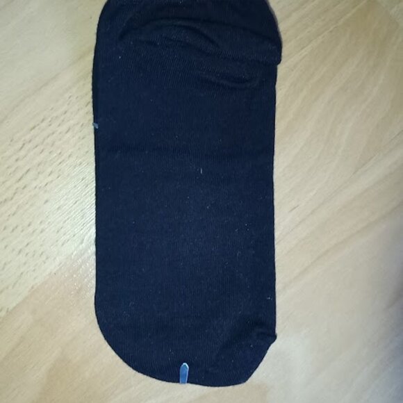 Ankle length Weed, Cannabis Black and Green Socks - Picture 2 of 4